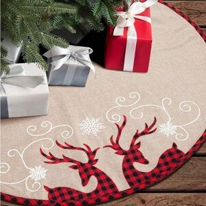 Plaid Reindeer Holiday Tree Skirt - Red and Cream
